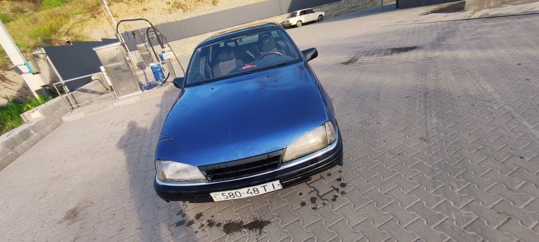 Опель Омега - Opel Omega A 1990р 2.0 Газ/Бензин