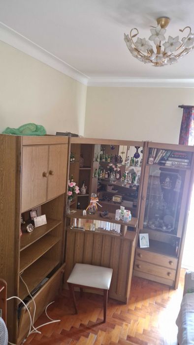 Vendo conjunto de 3 móveis.