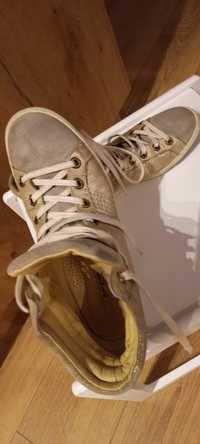 Buty sneakersy bezowo-złote firmy Paul Green