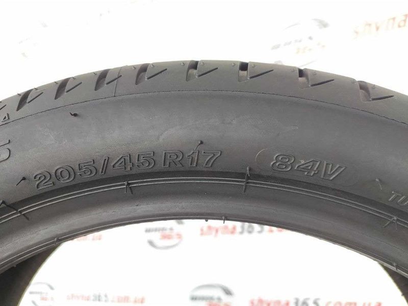 Шини в стані нових 205/45 R17 BRIDGESTONE TURANZA T005