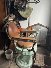 Cadeira de Barbeiro antiga