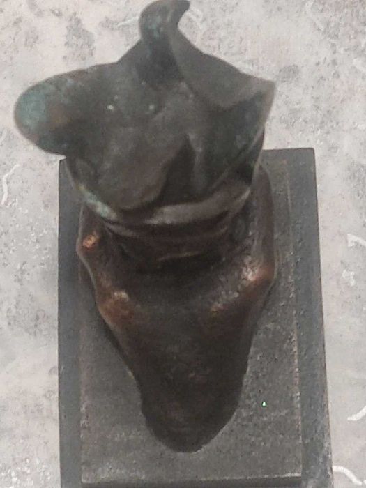 Бронзовая фигура    40 лет Курской битве