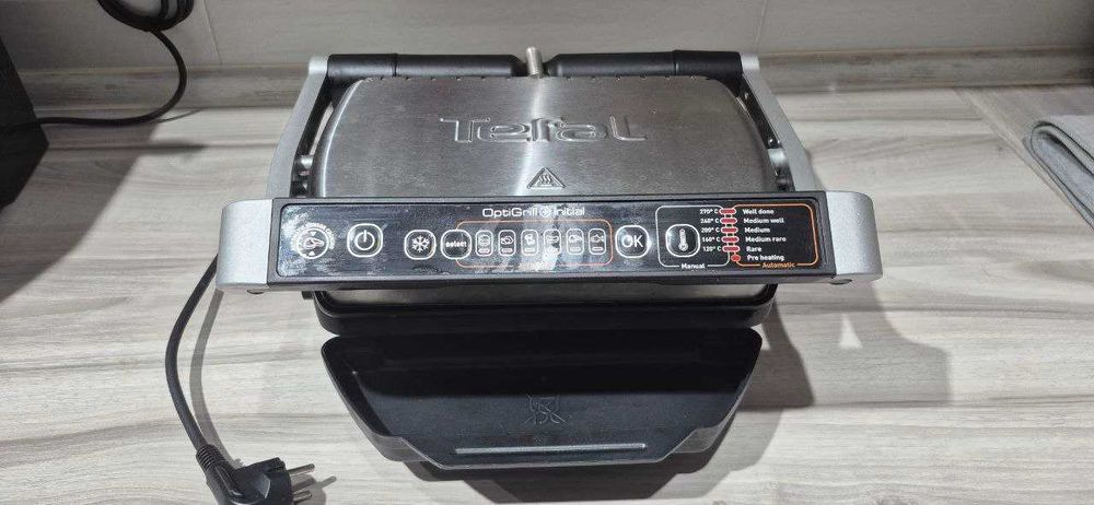 Вживаний Tefal OptiGrill + Initial в гарному стані.