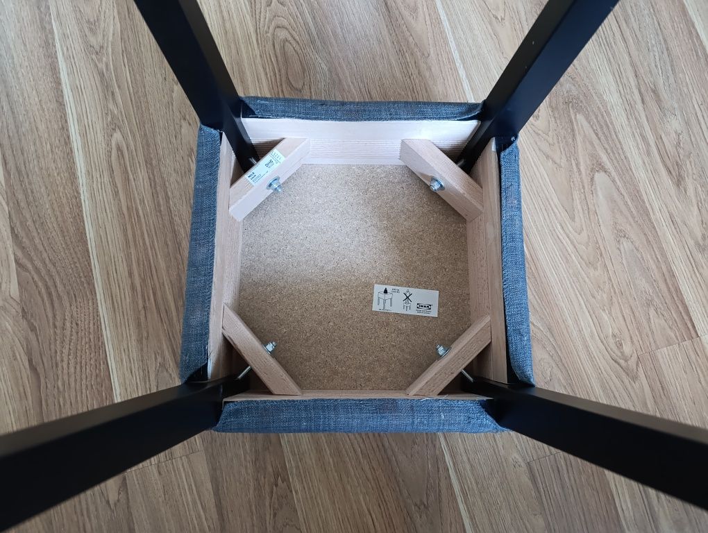 Taboret / stołek IKEA NILS