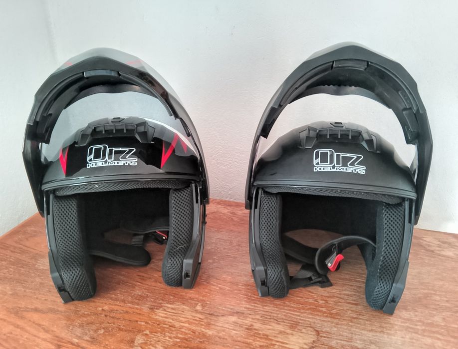 Продам пару шоломів гарний стан