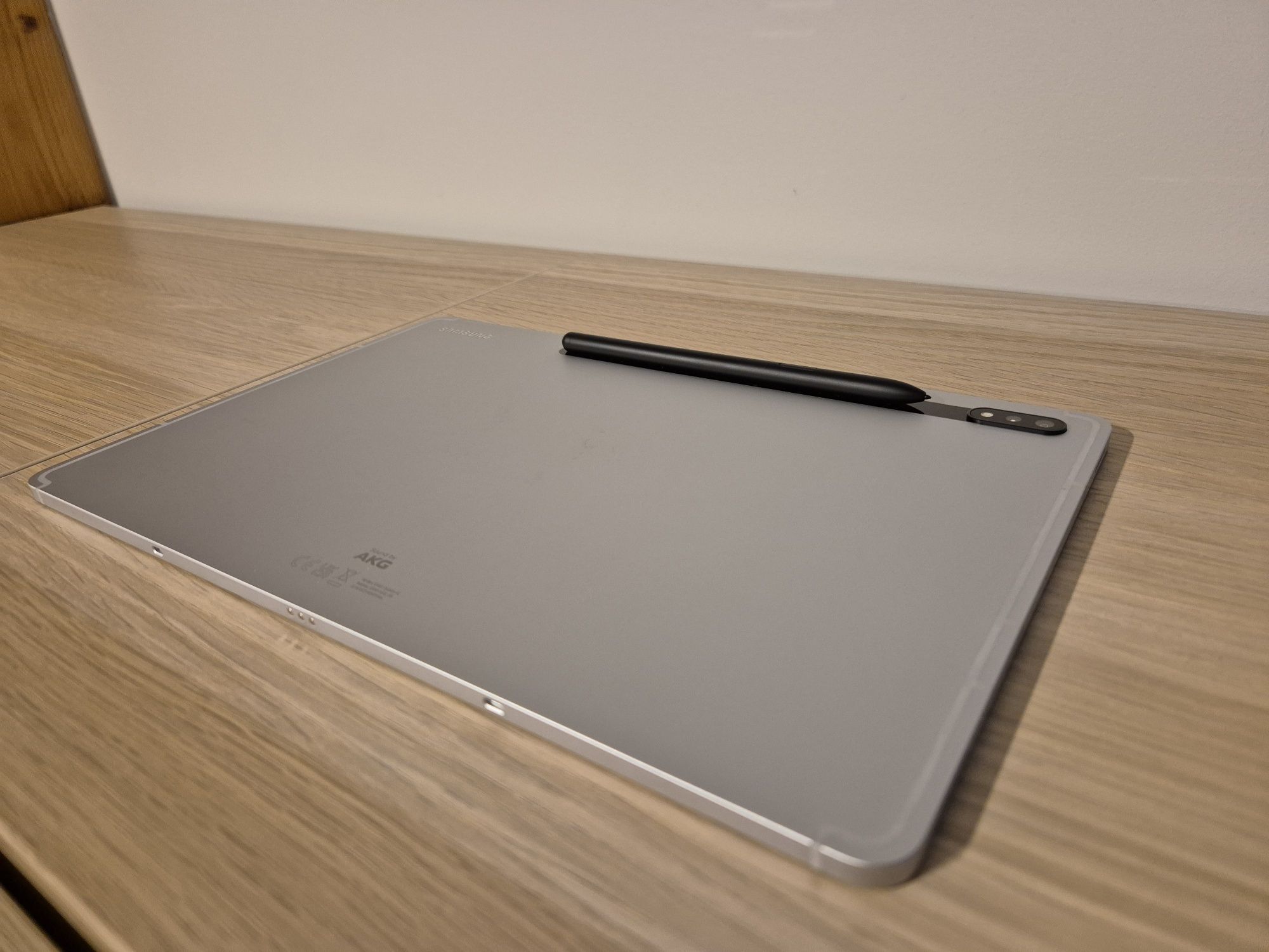 Samsung Tab S8+ plus  + Samsung Book Cover Keyboard