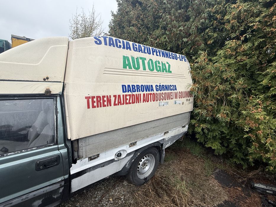 Zabudowa skrzyni ładunkowej Polonez Truck