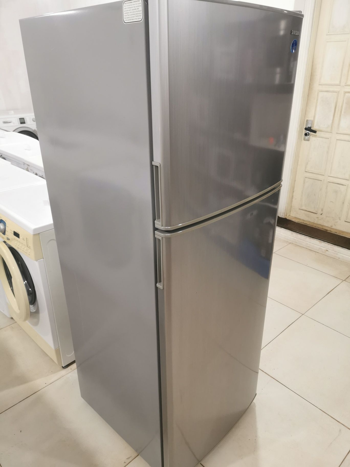Холодильник Samsung No Frost.