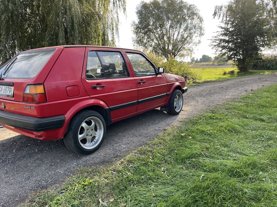 Volkswagen Golf 2