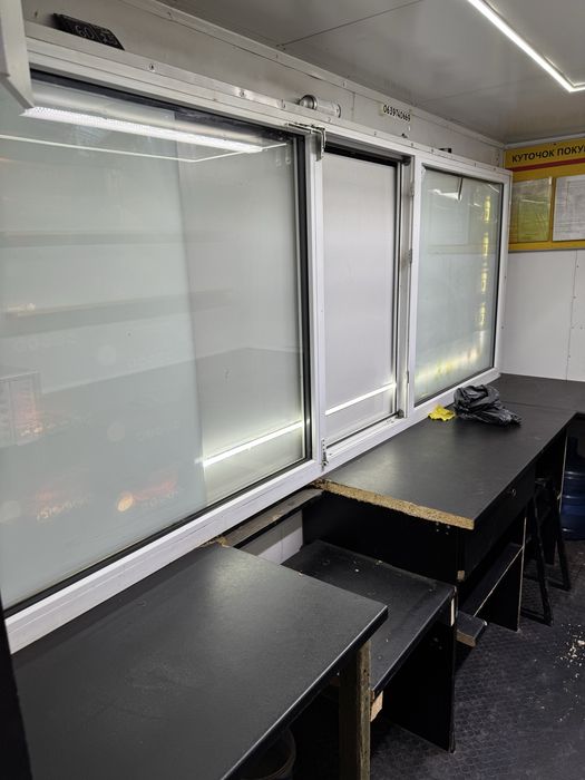 Прицеп торговий маф