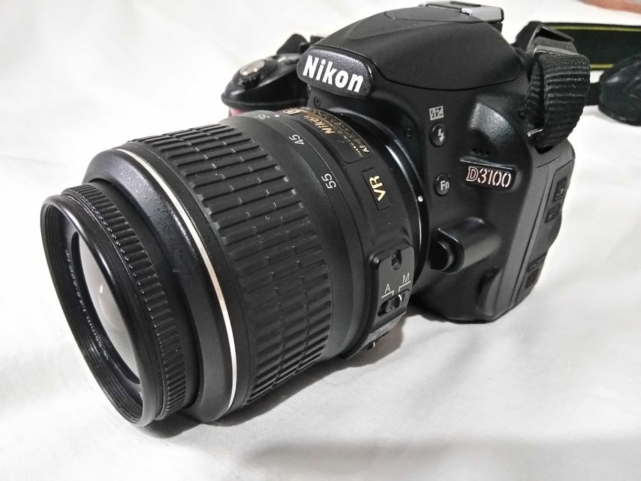 Продам фотоапарат Nikon D3100