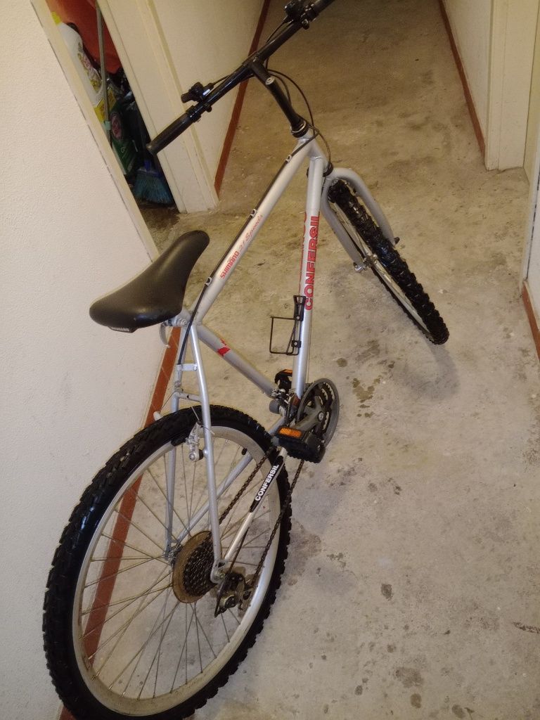 Bicicleta roda 26 85€ excelente tudo original