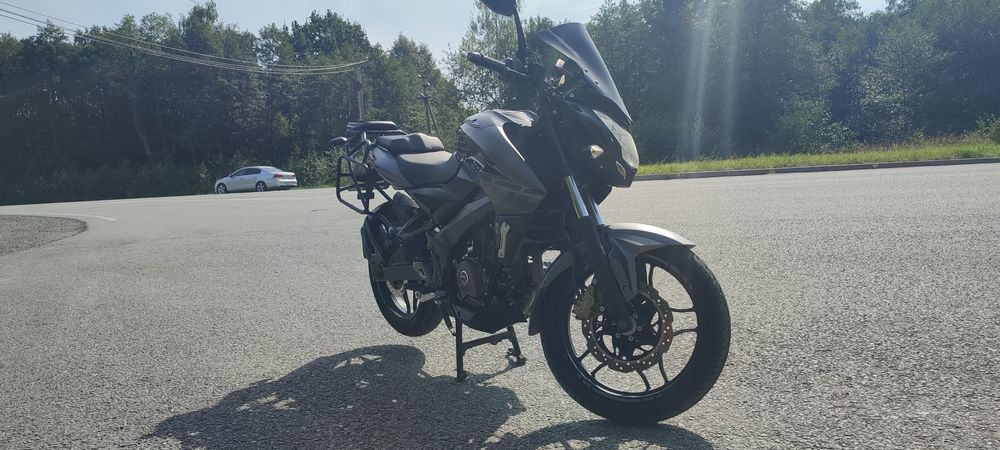 Bajaj pulsar ns 200