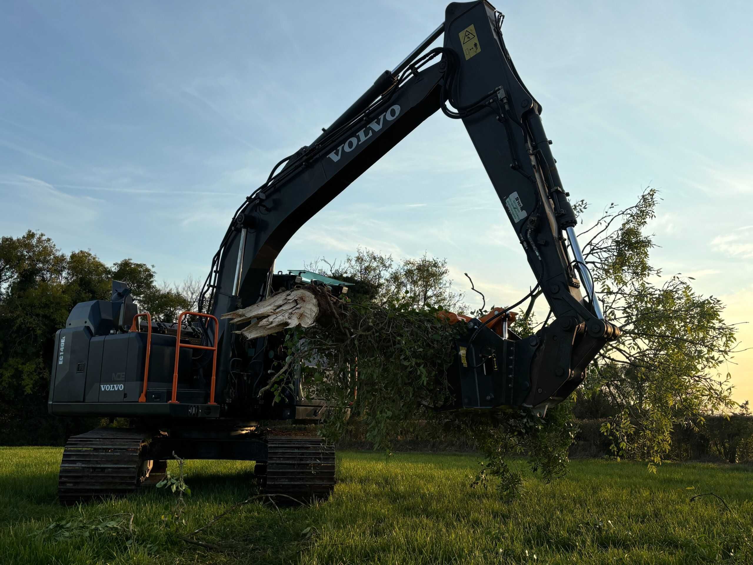 Chwytak do koparki MDE Scorpion S1000 8,0-14 ton