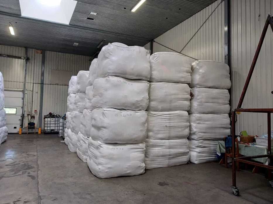 Odzież używana z Danii – hurt! Tylko 3,60 zł/kg – wysoka jakość!