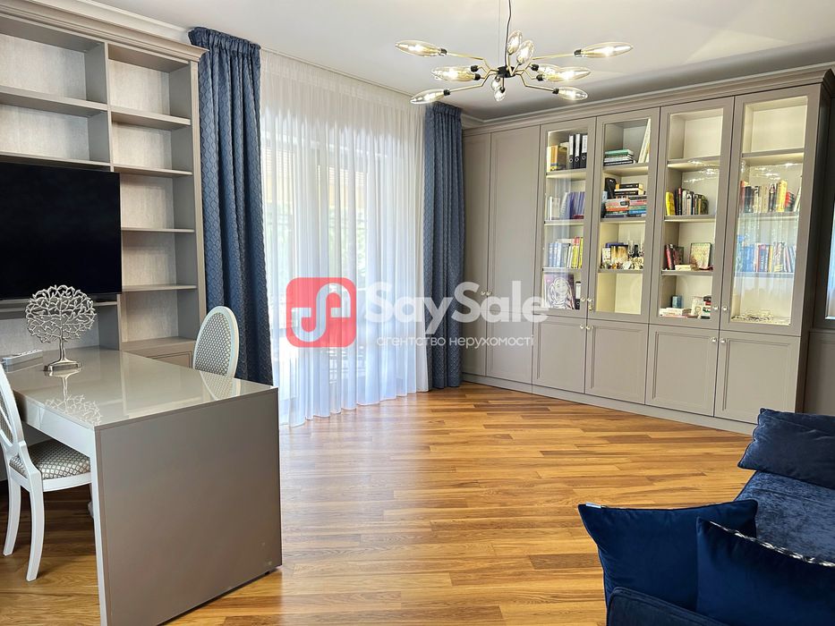 Продам будинок 460м2, 8 сот в селі Гатне, Мегамаркет, Одеський напрям