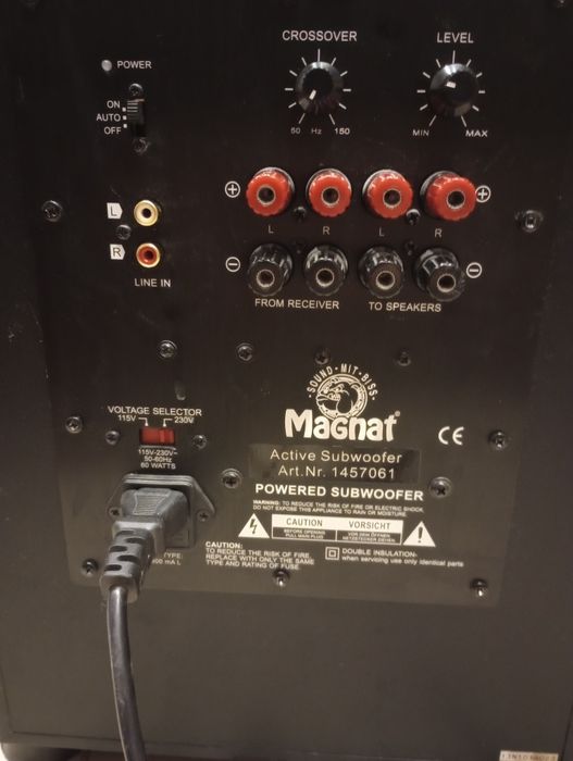 Magnat Subwoofer Czarny kolor Sprawny ładnie gra