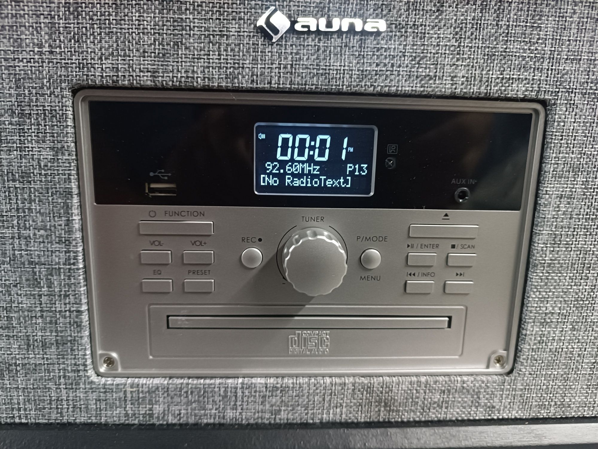 Програвач вінілу Auna Mary Ann, BT, FM, CD, USB
