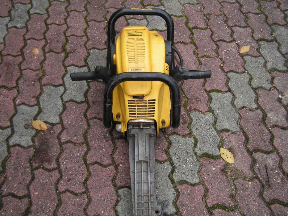 Sprzedam uszkodzony młot spalinowy do podbijania podkładów .COBRA TT