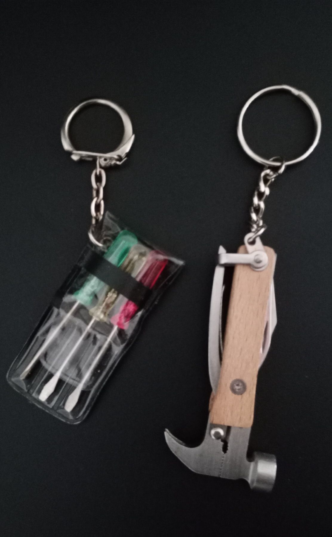 Dois porta-chaves multiusos