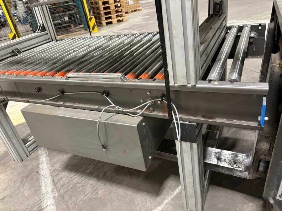 • Przenośnik rolkowy do sortowania • Mowing •