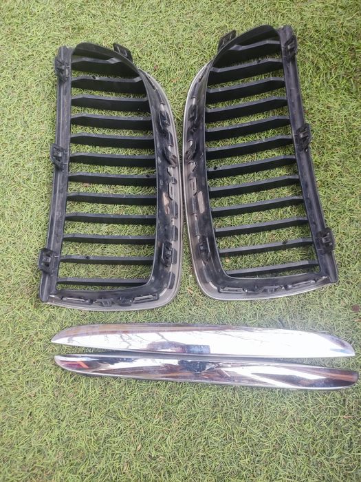 Grill nerki BMW E90/91 + listwy