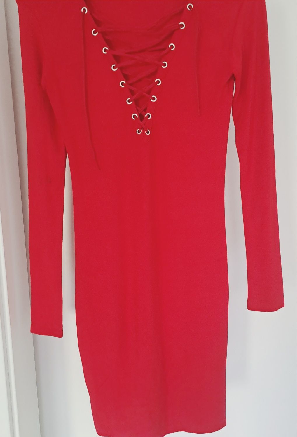 Piękna czerwona sukienka Rozmiar S