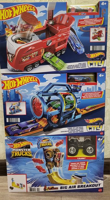 Набори  Hot wheels