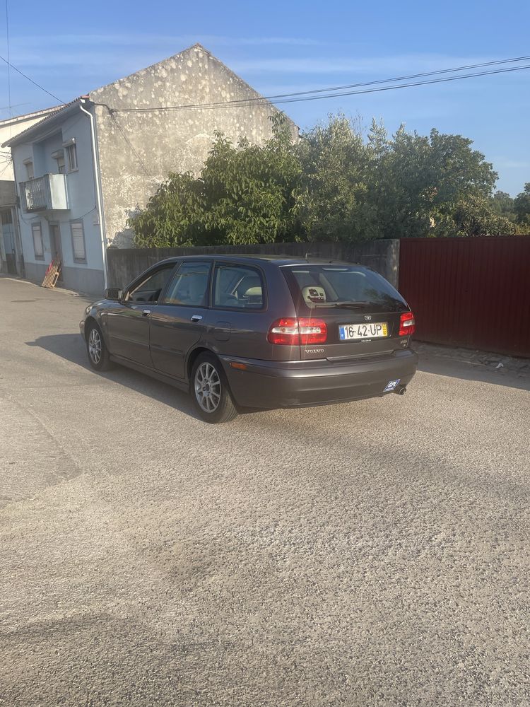 Volvo v40 Automatica 1.8 gpl (gas)