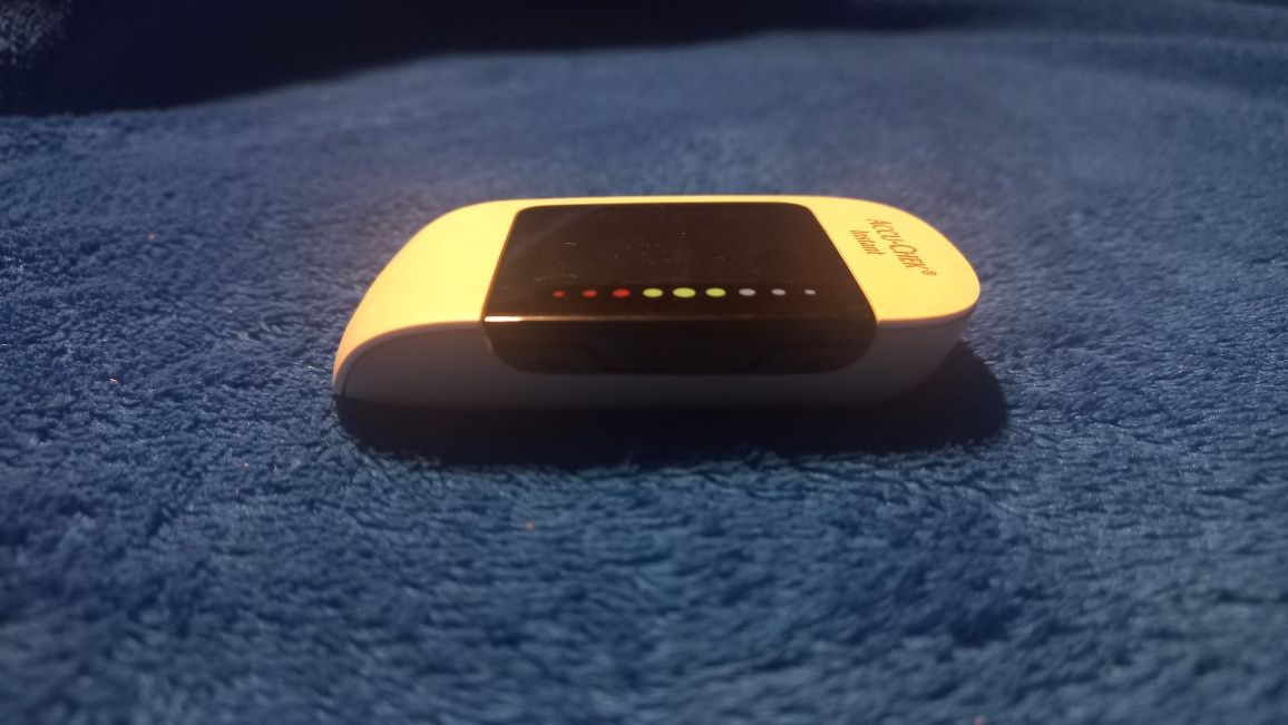 Glukometr Accu-Chek Instant