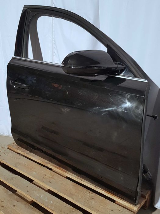 Prawe Przednie Drzwi Audi A8 D4 Kompletne z Boczkiem