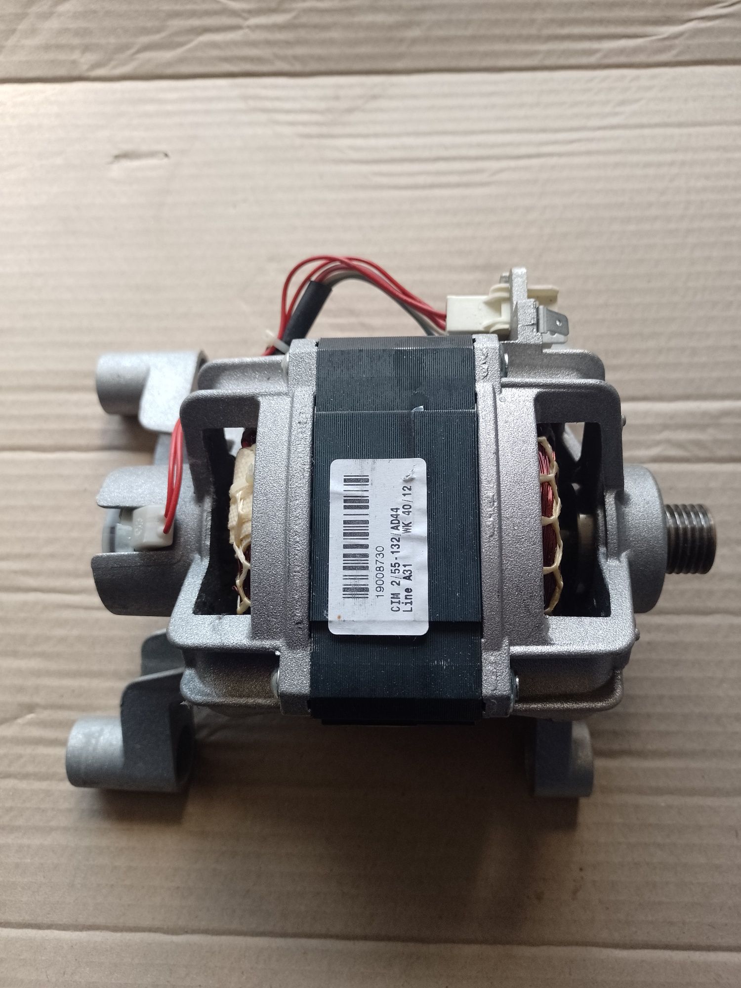 Silnik do pralki Ariston Hotpoint mod.WMSD 723S EU