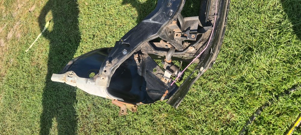 Pas Przedni Przód Belka Okulary Mercedes SLK R170 W170