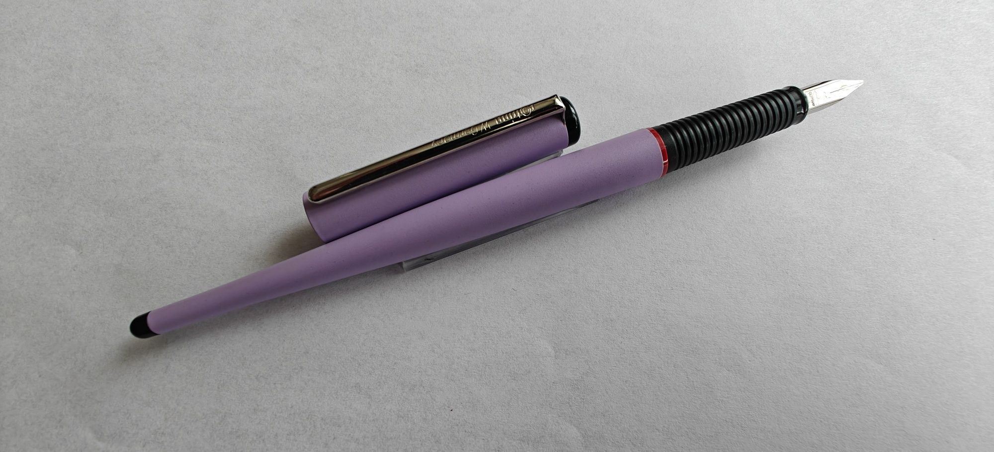 Pióro wieczne Rotring Art pen color pink