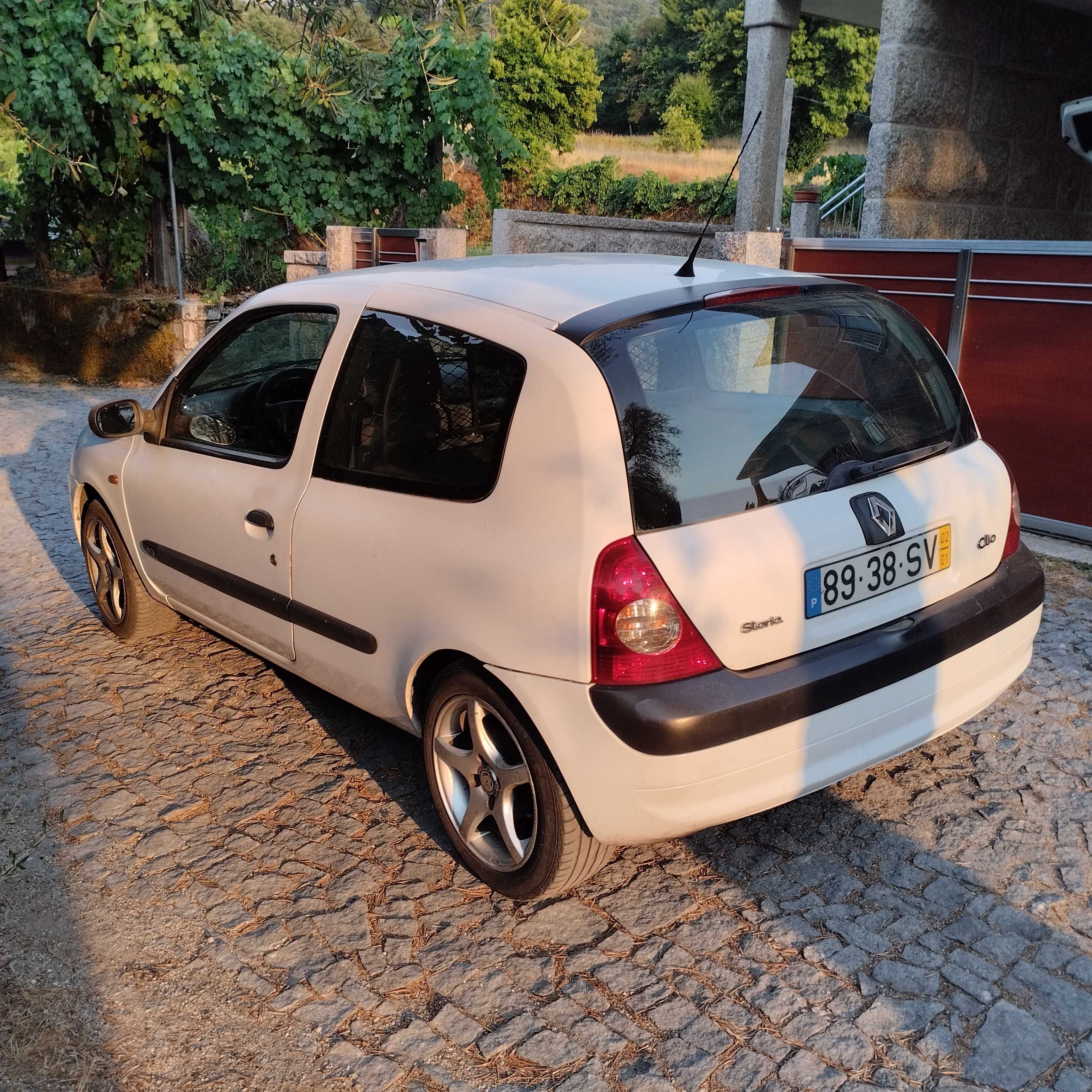 Renault Clio 1.5 DCi