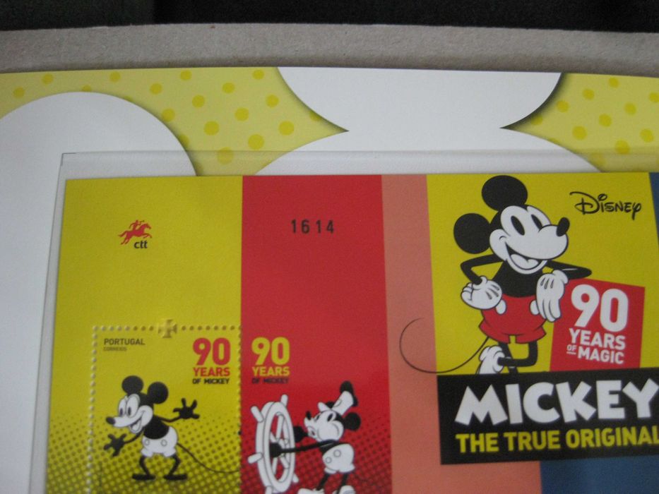 Carteira Especial 90 Anos Mickey numerada - nº 1614
