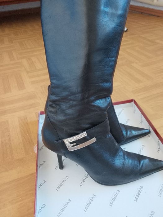 Сапоги женские шпилька