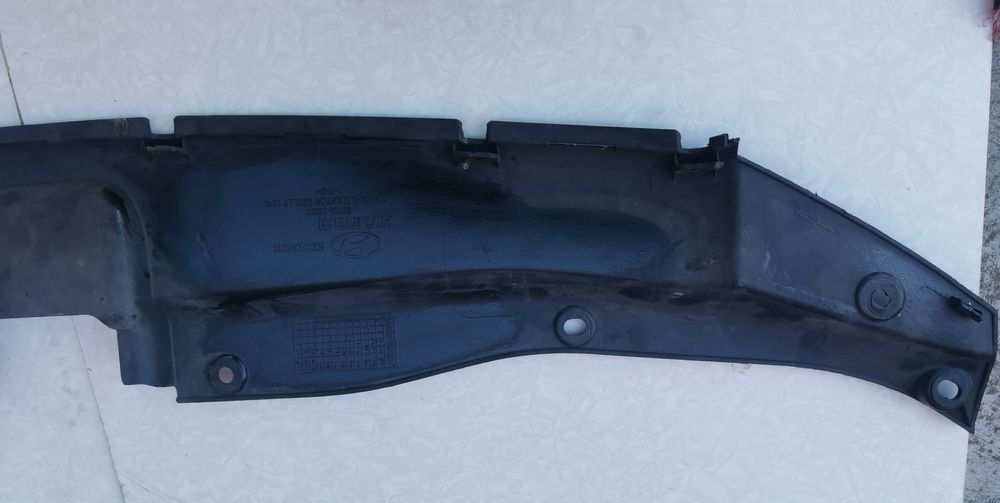 Верхня накладка на бампер Hyundai Santa Fe 2 (2006-2009)