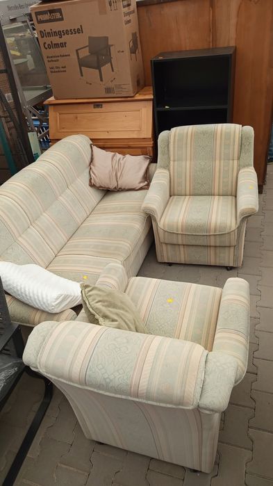 Zestaw kanapa i 2 fotele