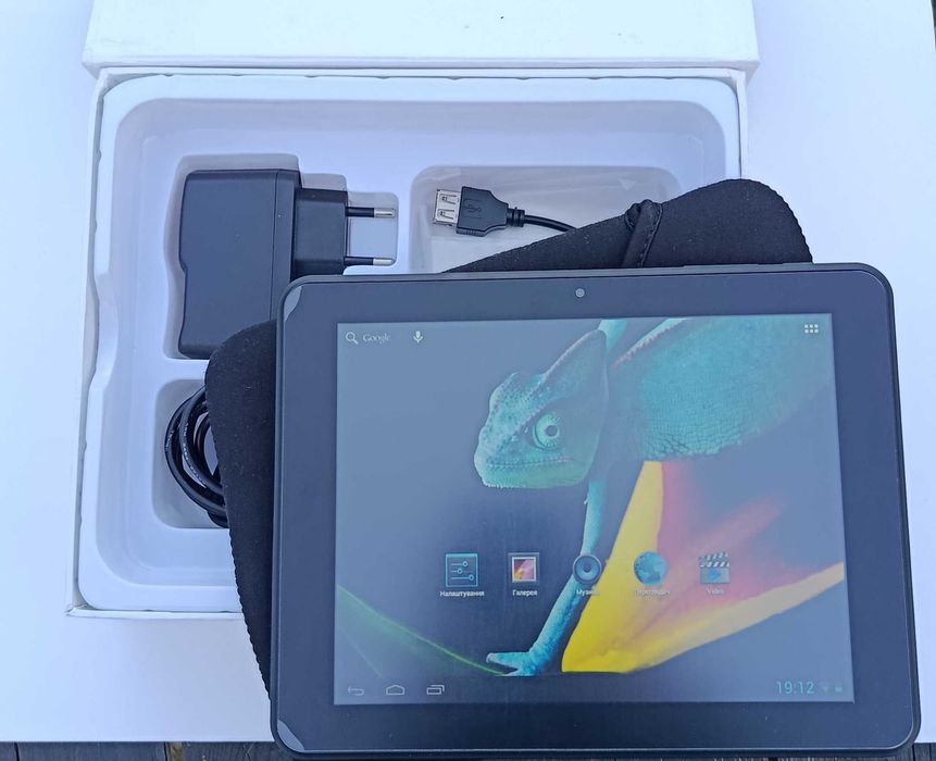 Планшет Dex iP800-16GB