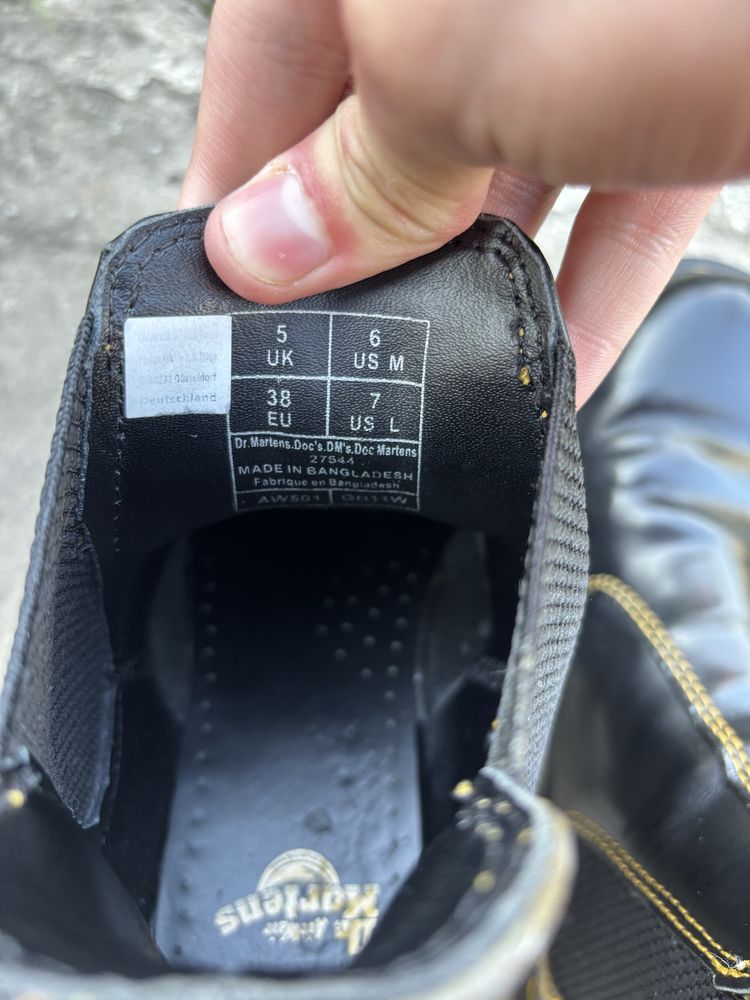 Dr. Martens 2976