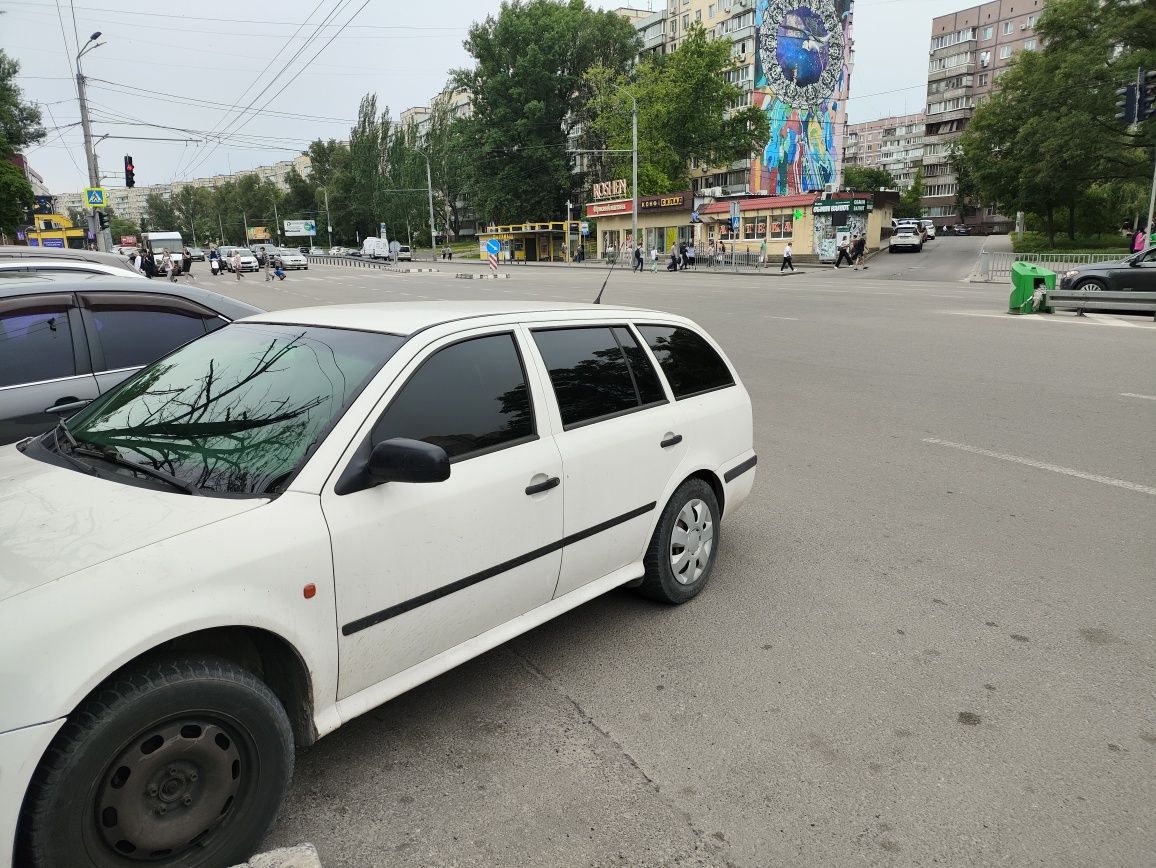 Продам Skoda octavia tour A4 универсал