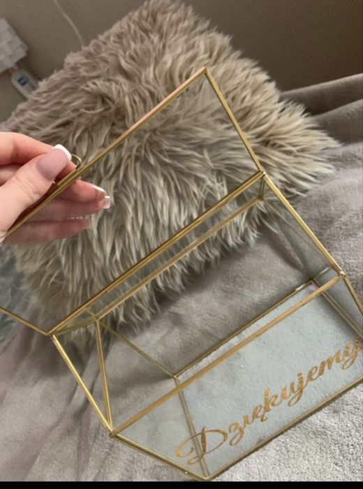 Szklana skrzynka na koperty