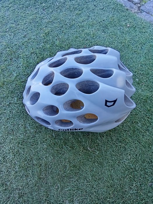 Capacete de bicicleta e trotinetes