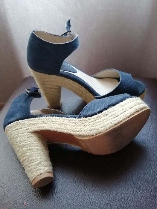 Sandália de tacão alto Springfield