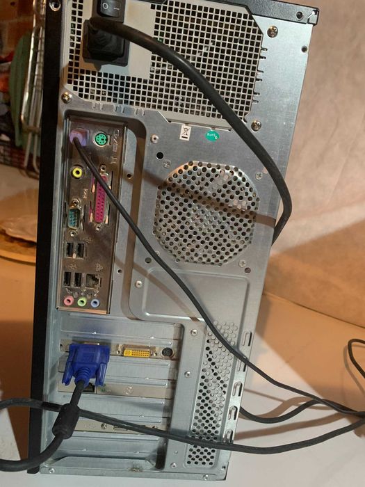 PC Asus + Monitor + Teclado