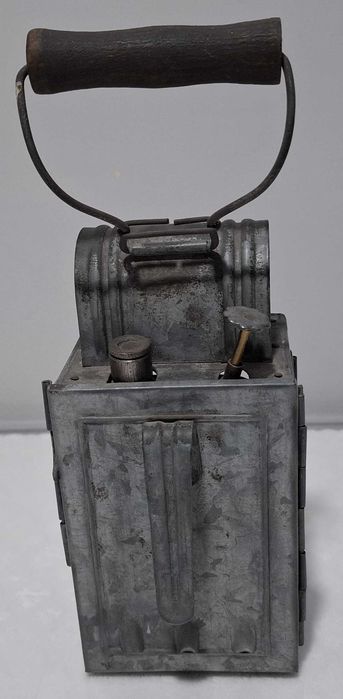 Lampa kolejowa, P.K.P, 13x10x21cm, 987g (Kolekcje, hobby, lampa)