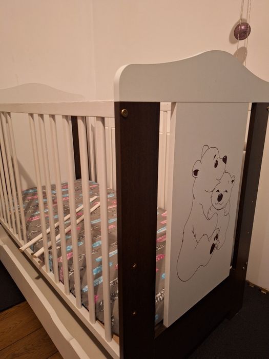 Łóżeczko dziecięce niemowlęce bez materaca