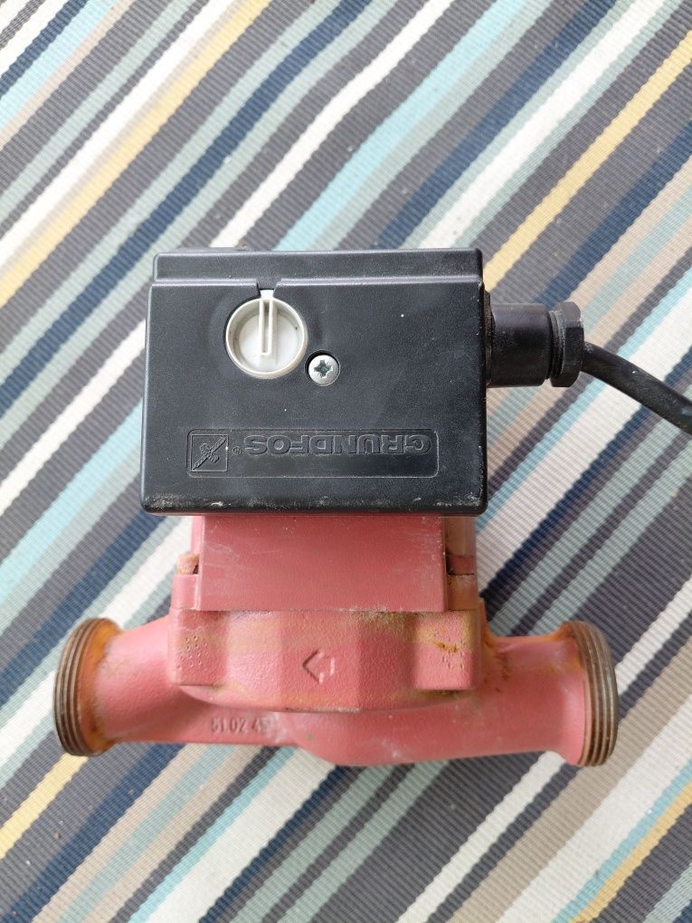 Bomba grundfos bom estado