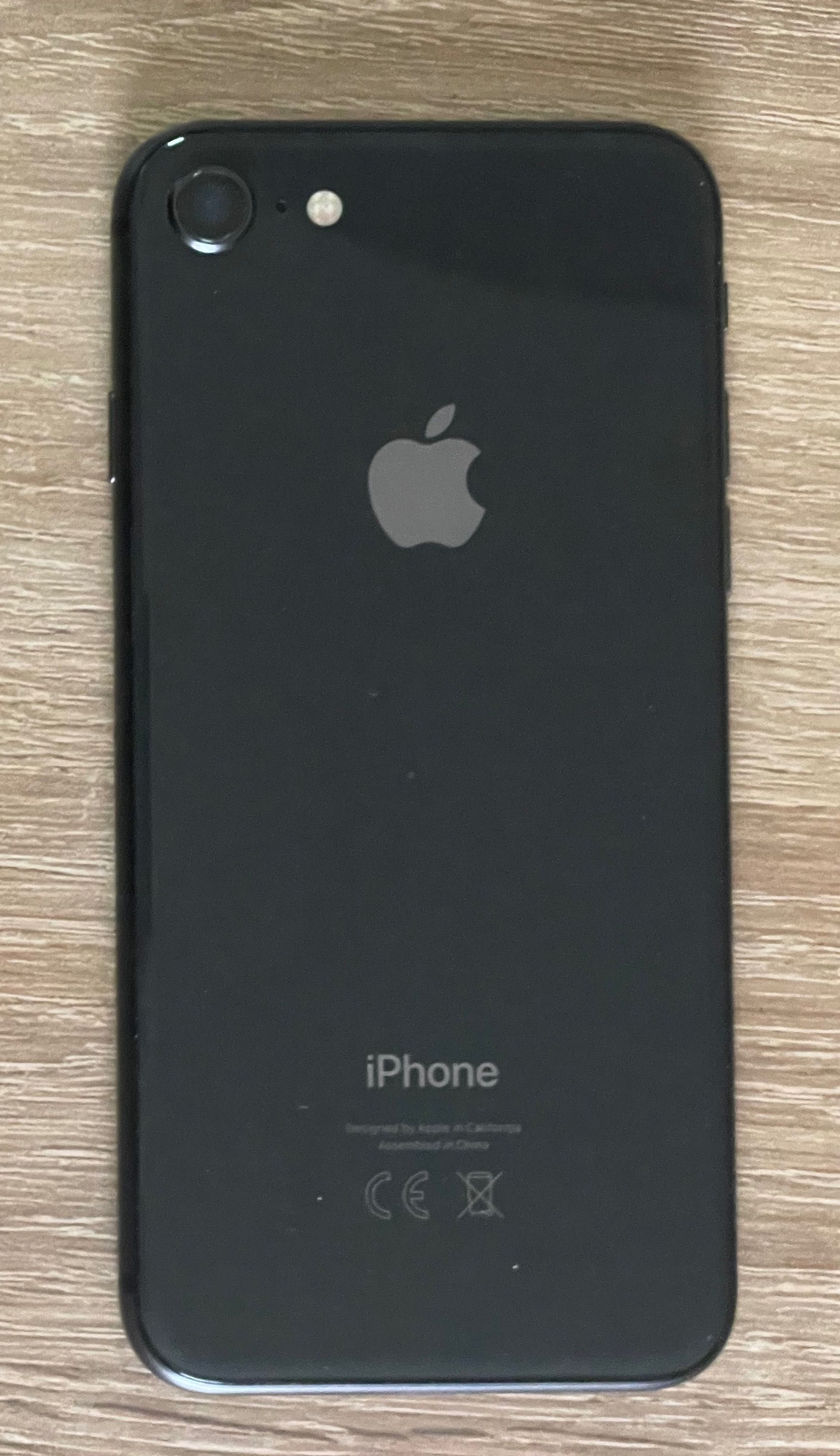 Sprzedam iPhone 8 space grey, 64 GB